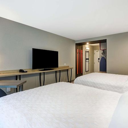 Tru By Hilton Chicopee Springfield Hotel Bagian luar foto