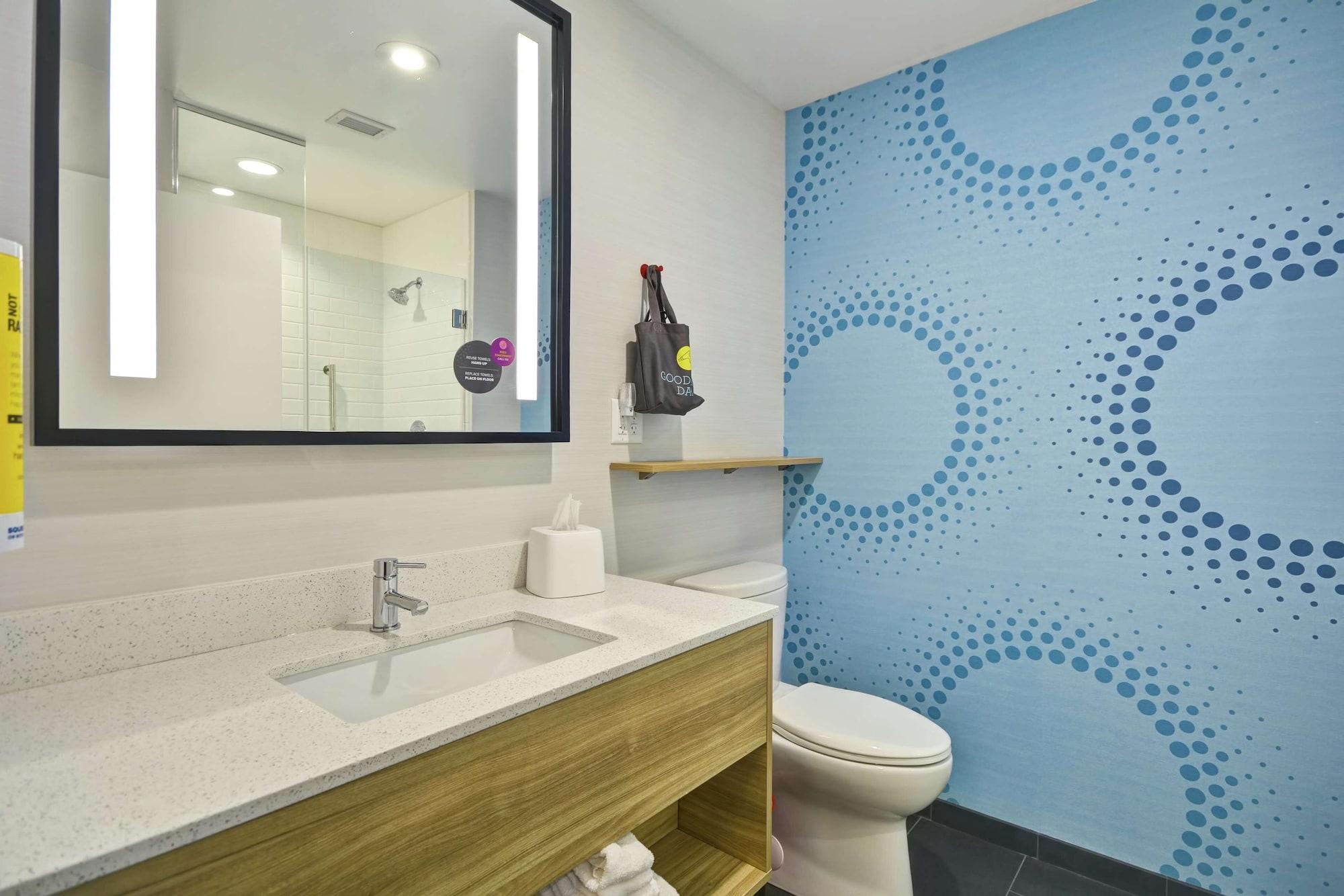 Tru By Hilton Chicopee Springfield Hotel Bagian luar foto