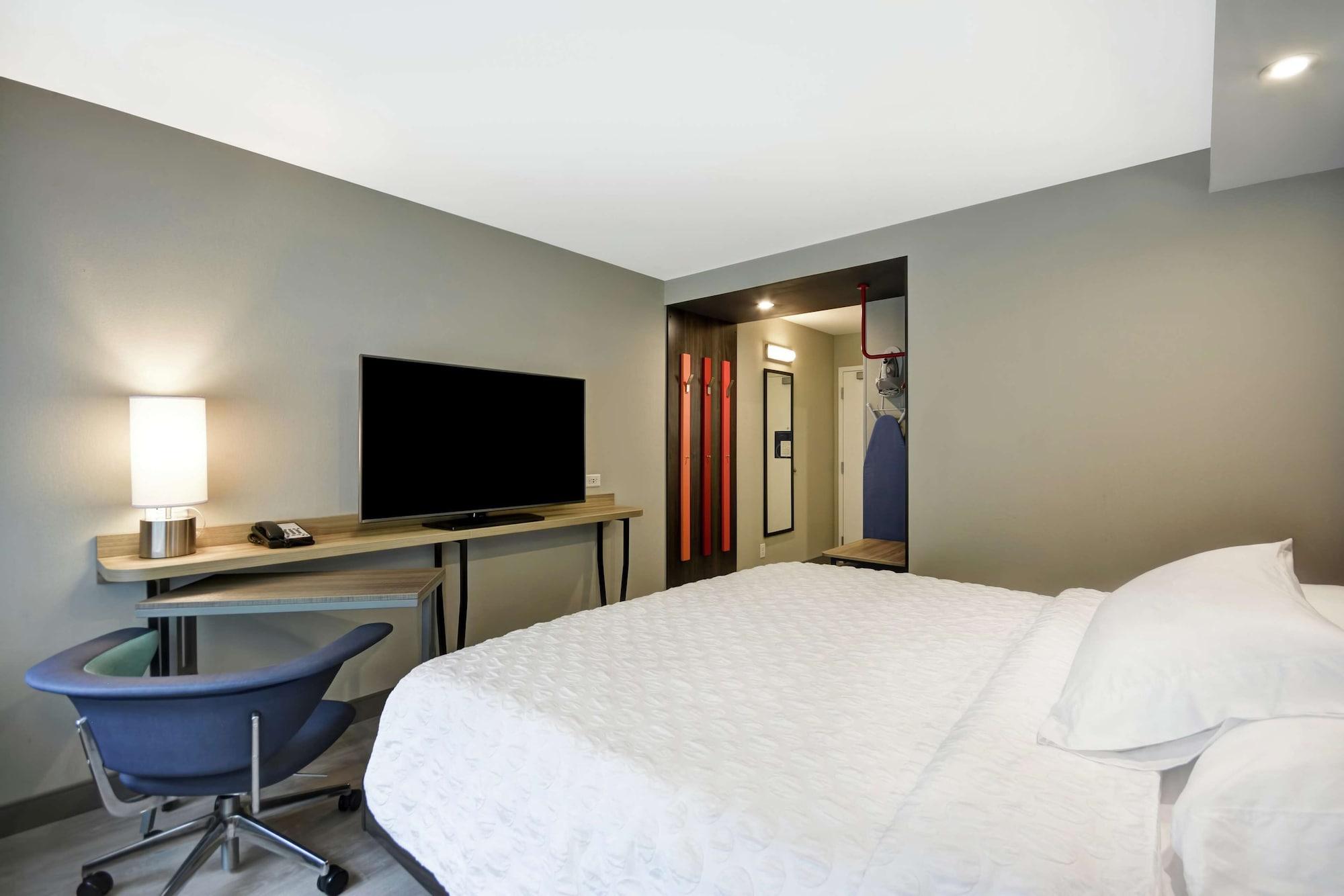 Tru By Hilton Chicopee Springfield Hotel Bagian luar foto
