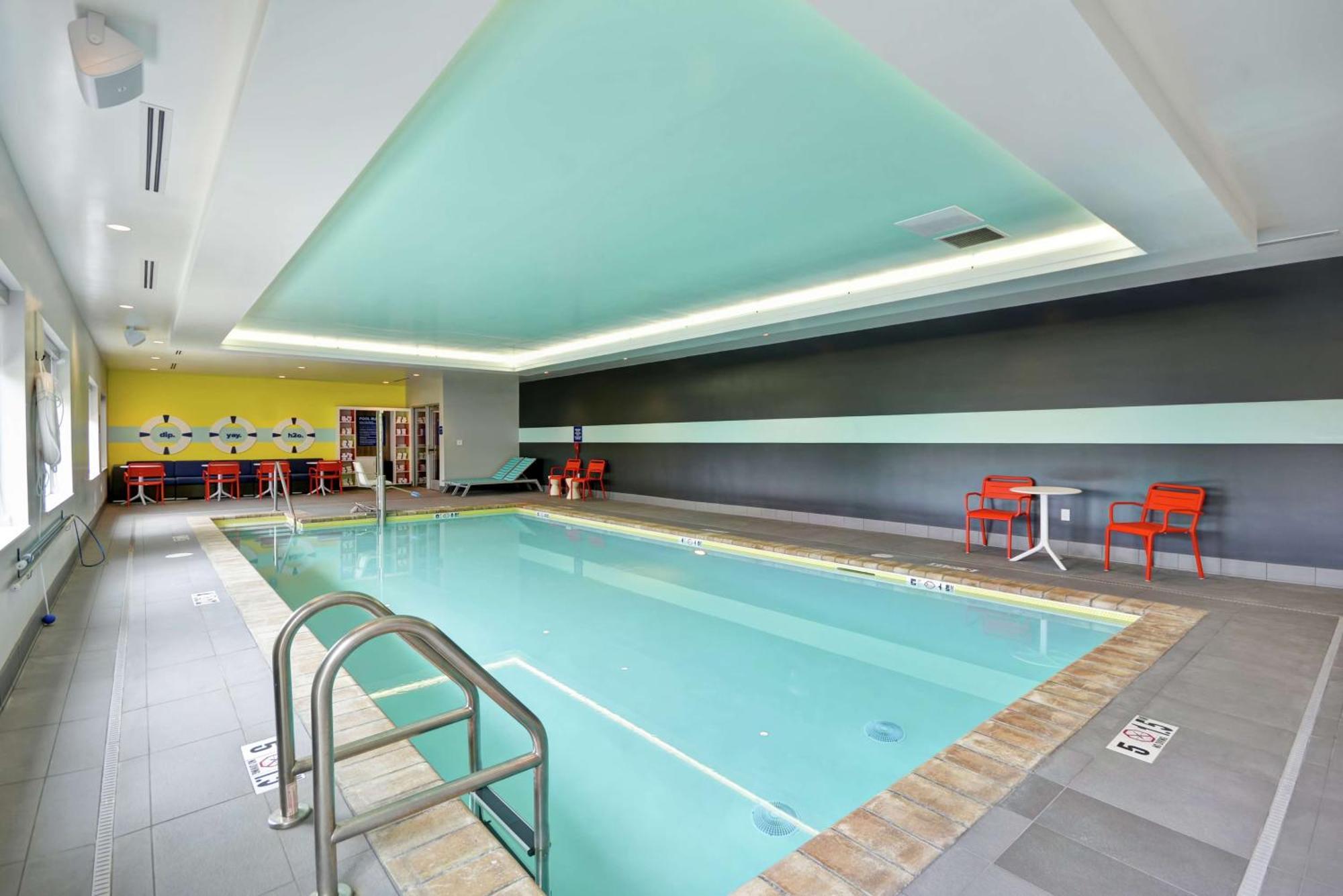 Tru By Hilton Chicopee Springfield Hotel Bagian luar foto