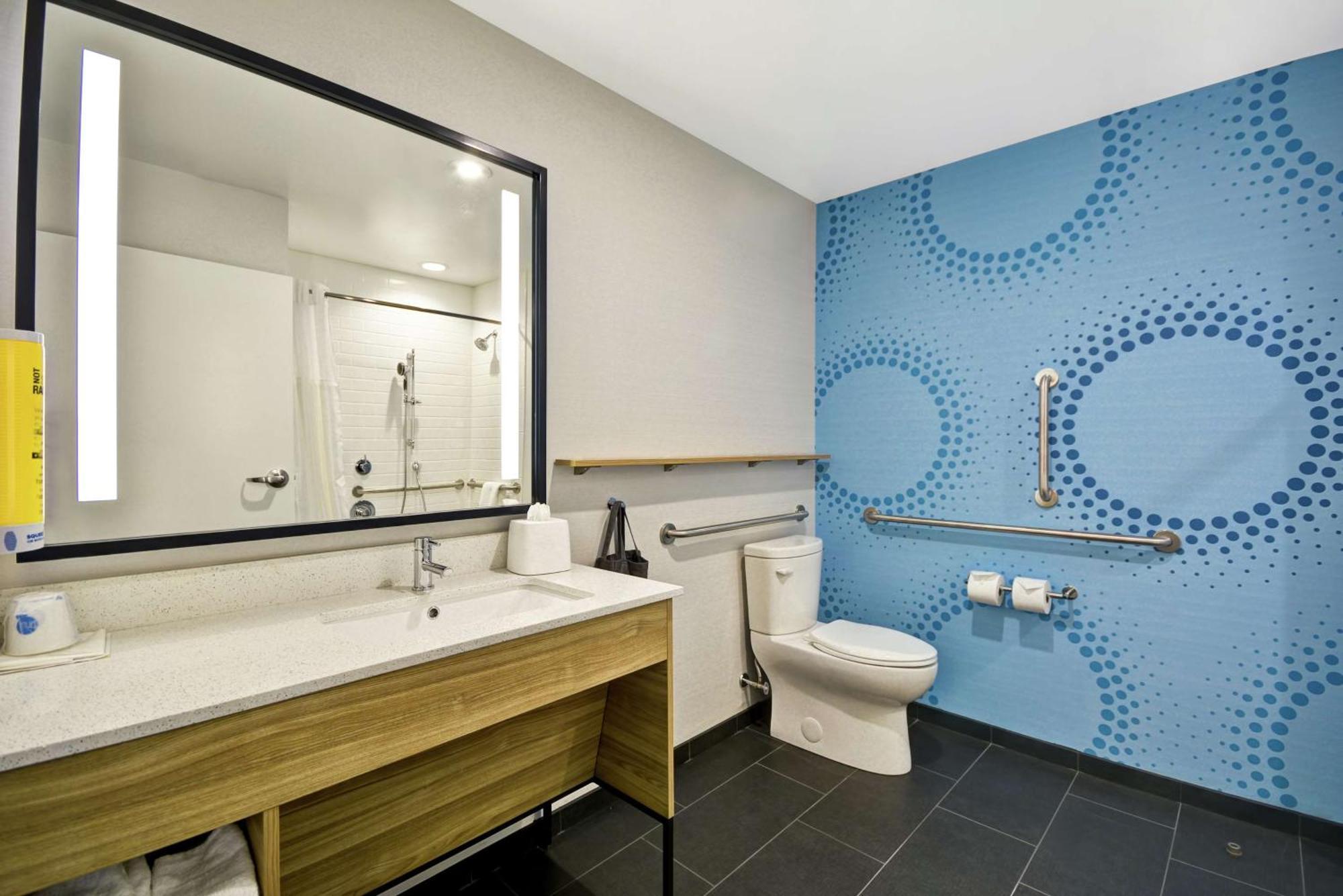 Tru By Hilton Chicopee Springfield Hotel Bagian luar foto