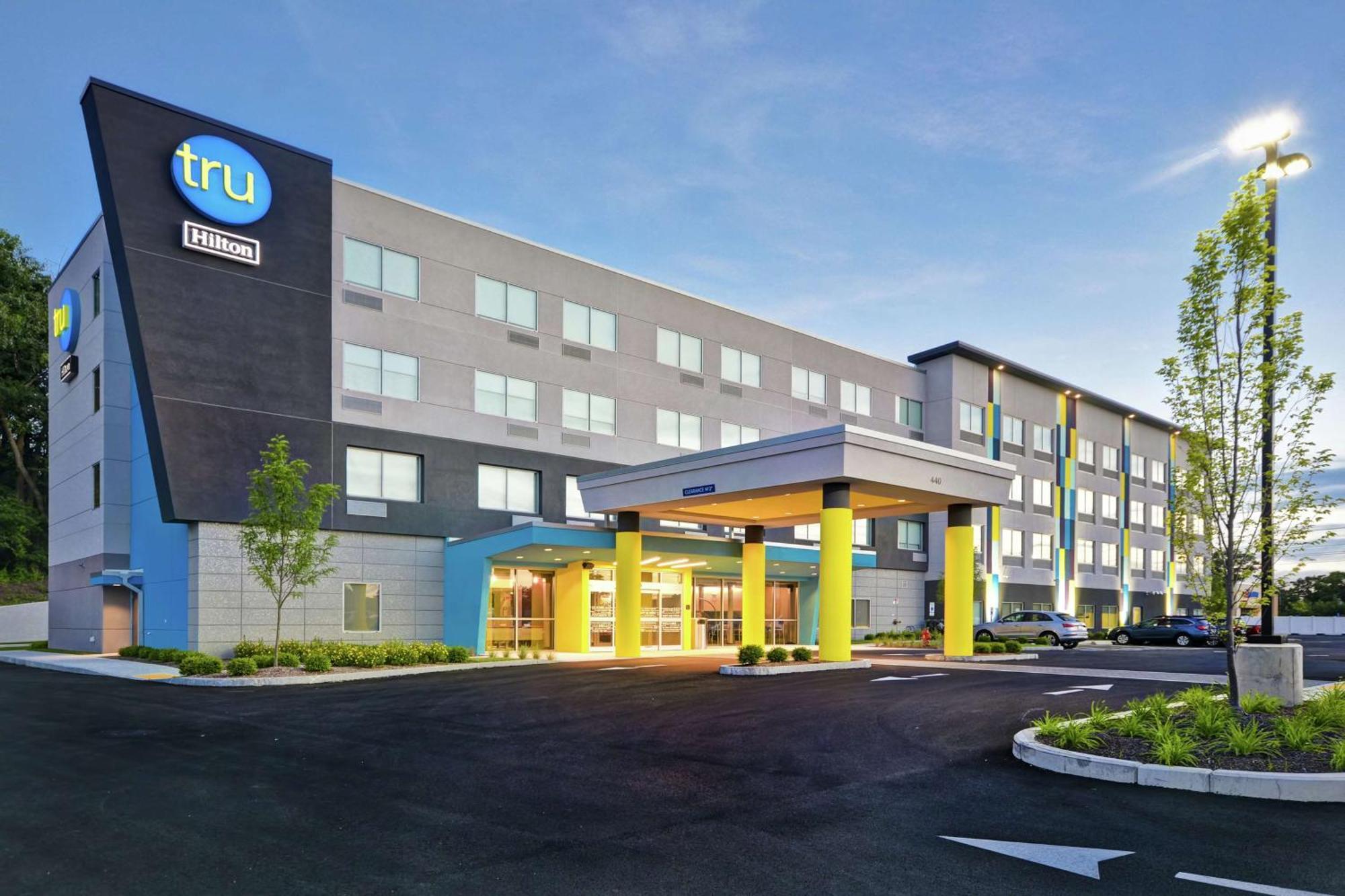 Tru By Hilton Chicopee Springfield Hotel Bagian luar foto
